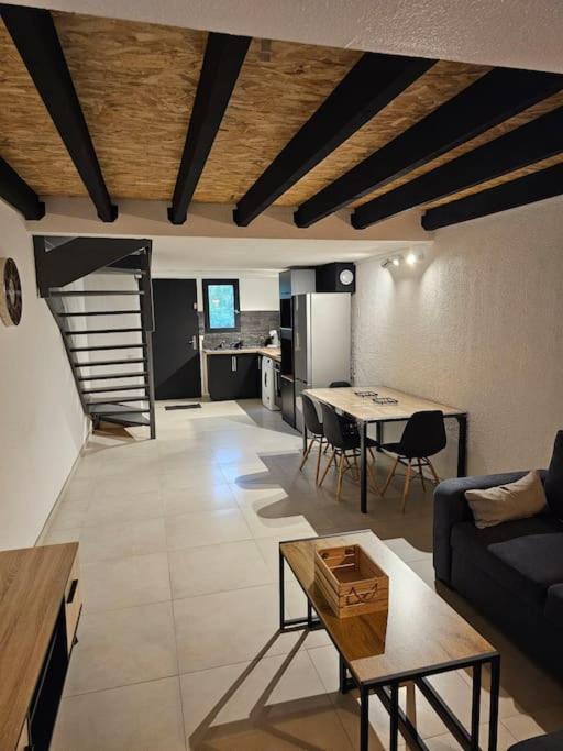 Appartement 50M2 Village Vacances Arles Exterior photo